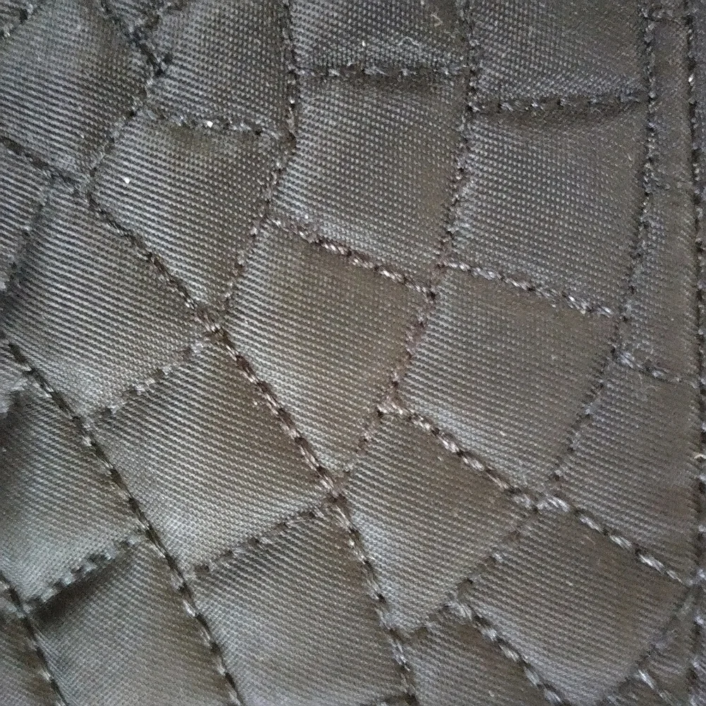 Vera Bradley Quilt & Patent Leather Black Wallet - Picture 7 of 10